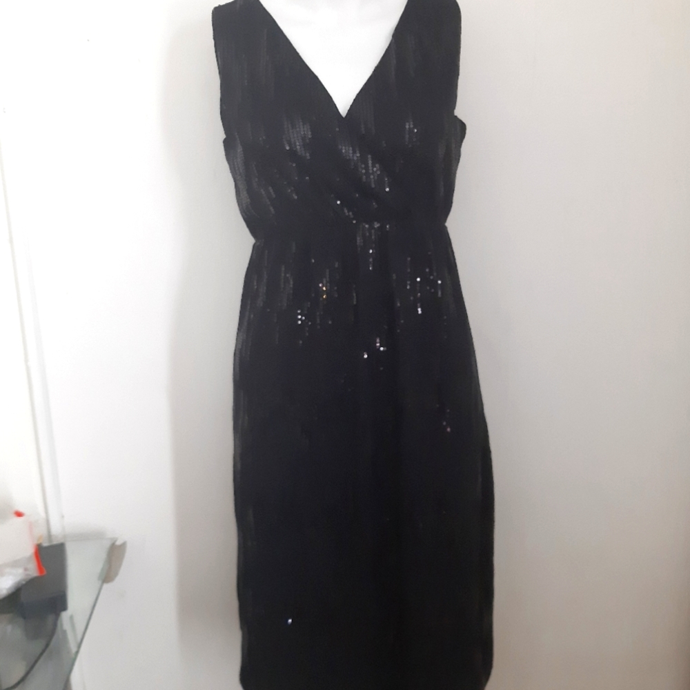 Thyme maternity party dress sequins